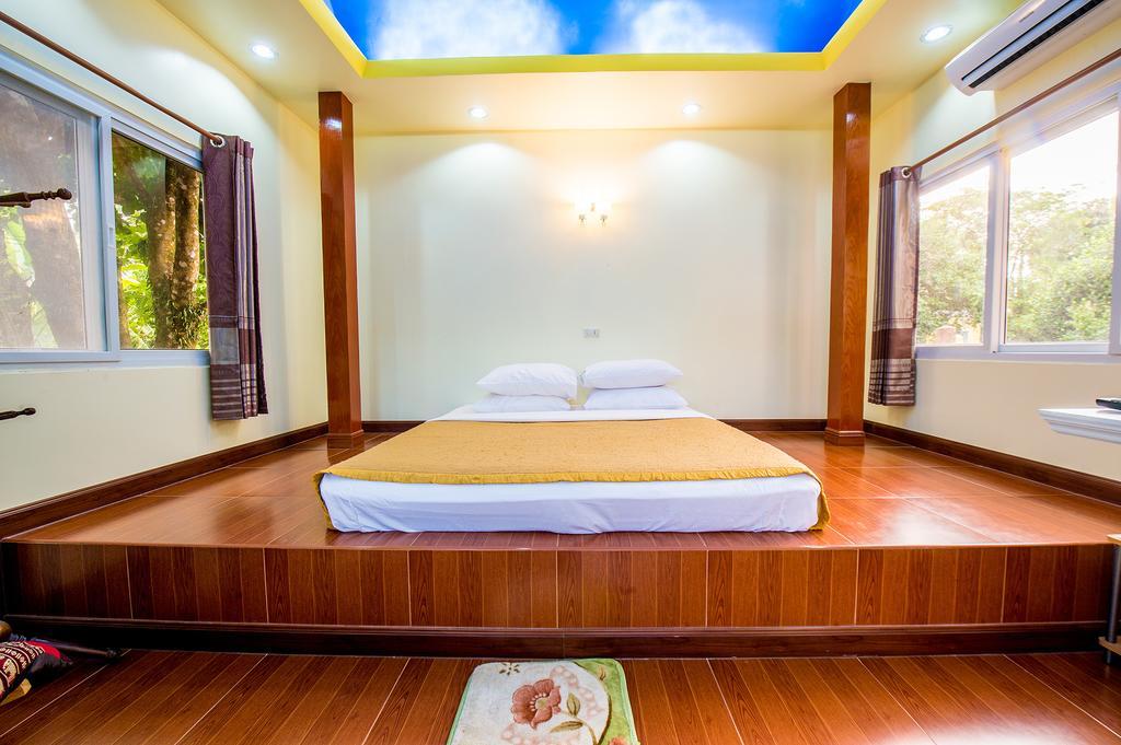 Poomvarin Resort Ban Wang Takhrai Exterior foto